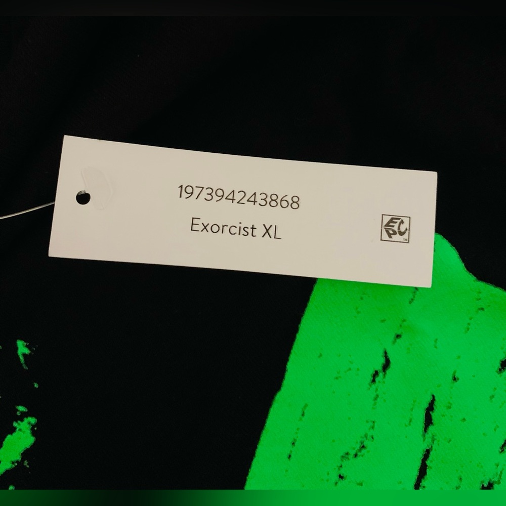 The Exorcist Size XL Men's Graphic T-Shirt - Picture 5 of 9